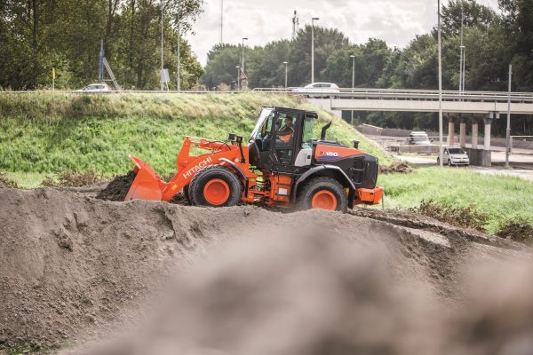 Hitachi ZW 150-6 - Image 6