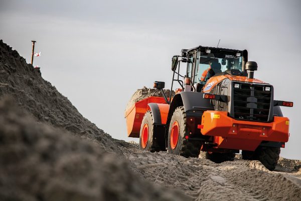 Hitachi ZW 220-6 - Image 4